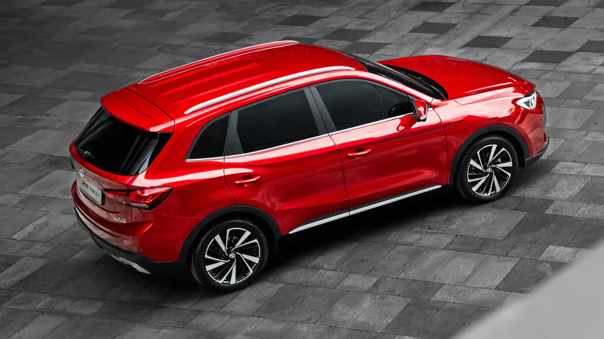 MG Zs HEV 2025 giá tốt