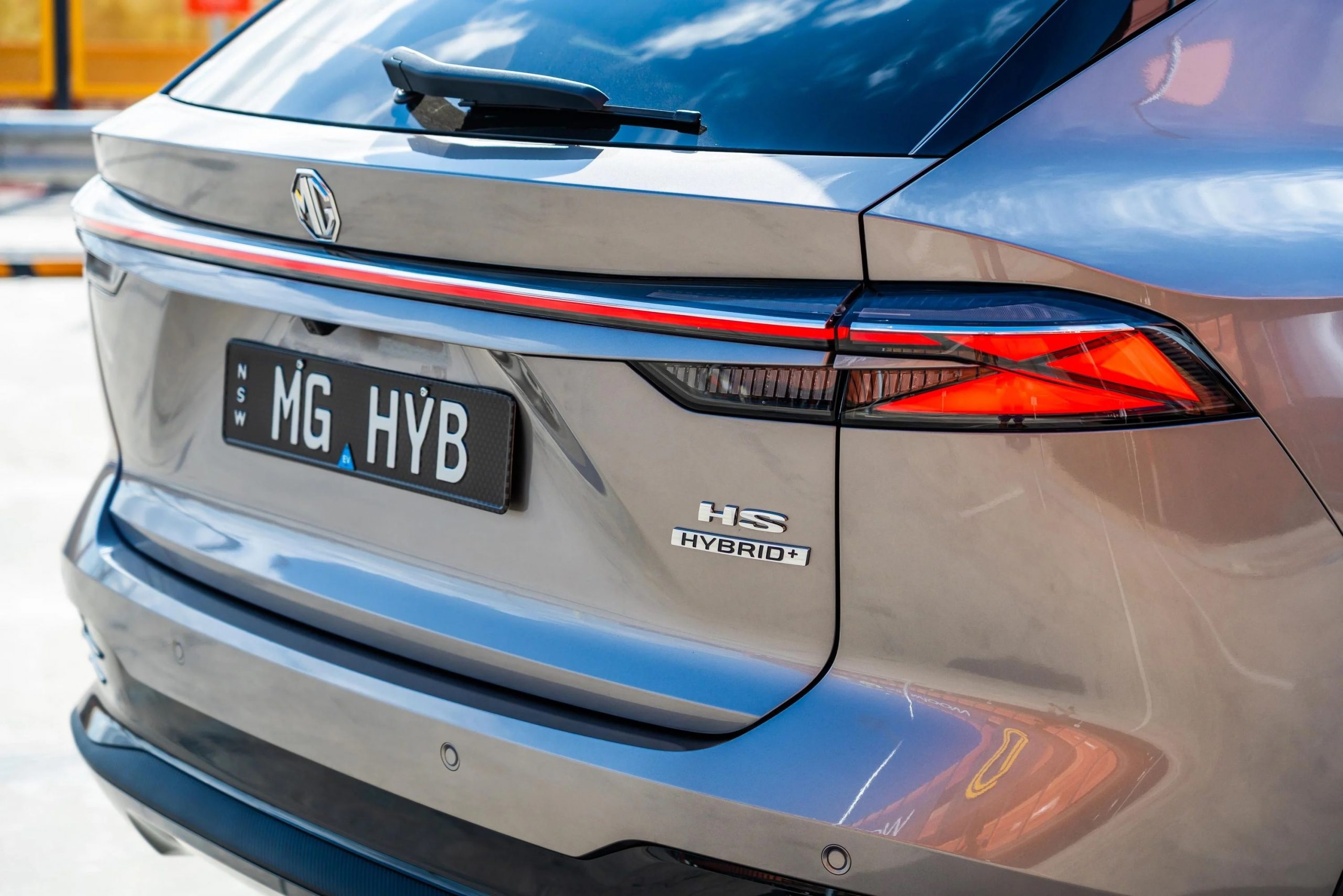 Đuôi xe MG HS PHEV