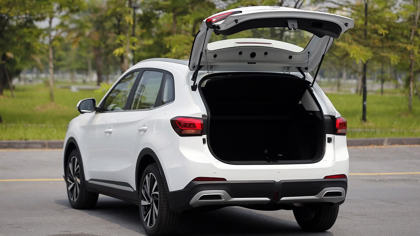 Cốp sau xe mg zs premium